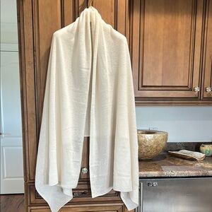 Bloomingdale's Cream Scarf